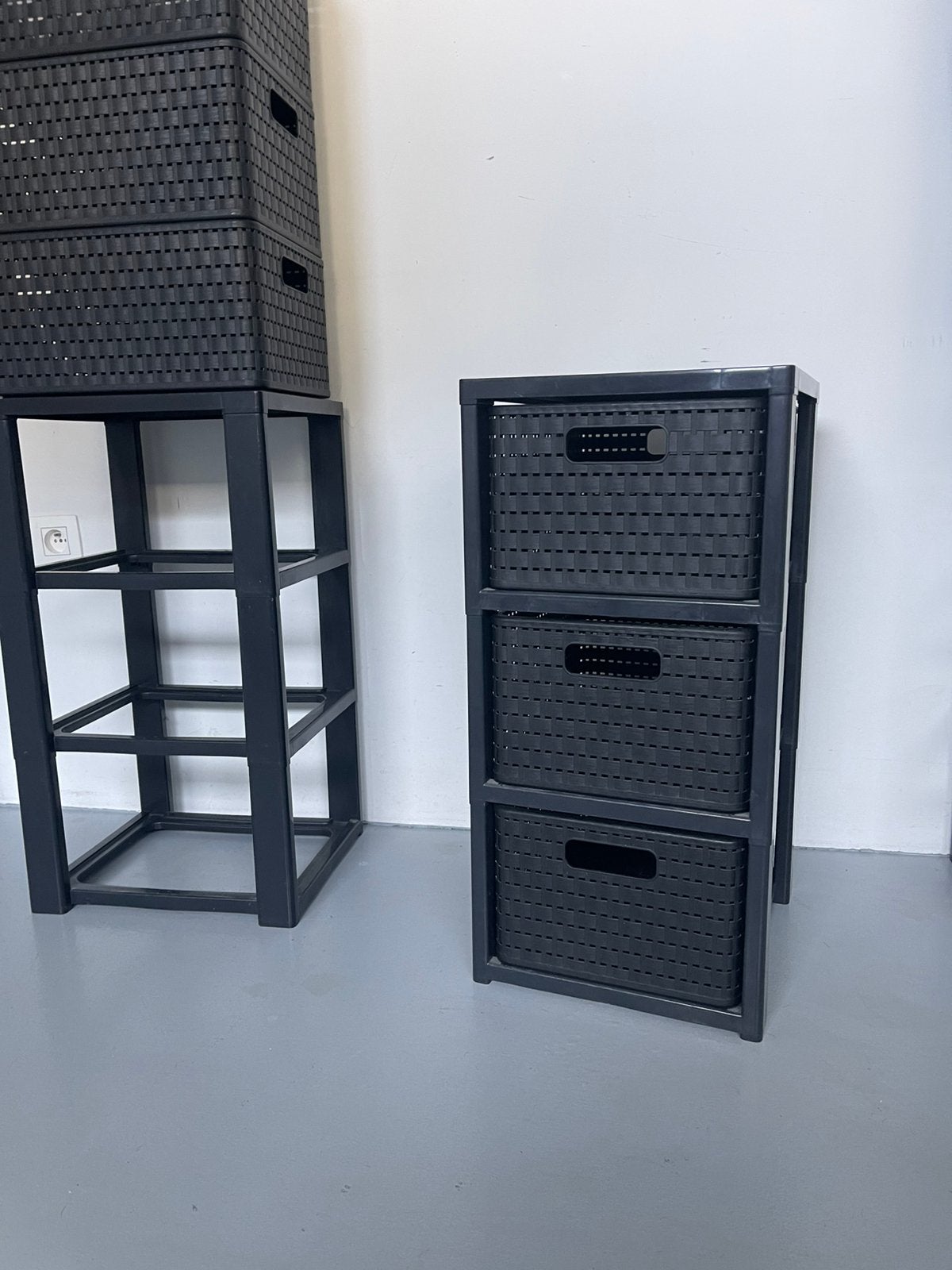 Commode en plastique à 3 tiroirs - Gris foncé/noir, Maison & Meubles, 3 ou 4 tiroirs, Moins de 100 cm, Synthétique, Enlèvement
