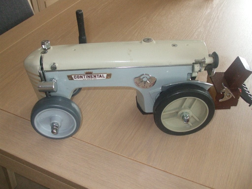 selfmade traktor, Antiek en Kunst, Antiek | Naaimachines, Ophalen