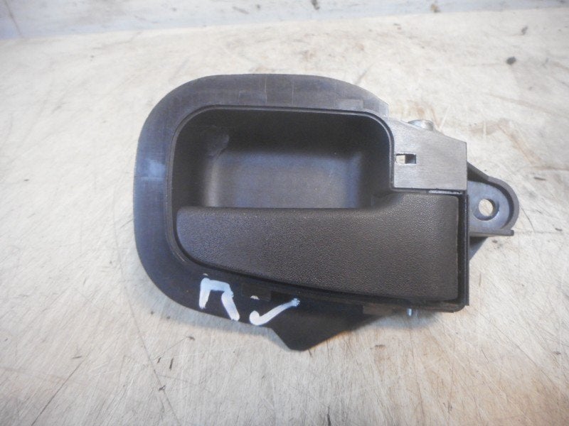 POIGNEE INTÉRIEURE AVANT DROITE BMW 3 serie (E36 / 4), Autos : Pièces & Accessoires, Utilisé, Avant, BMW, Petuelring 130
80809  München, DE