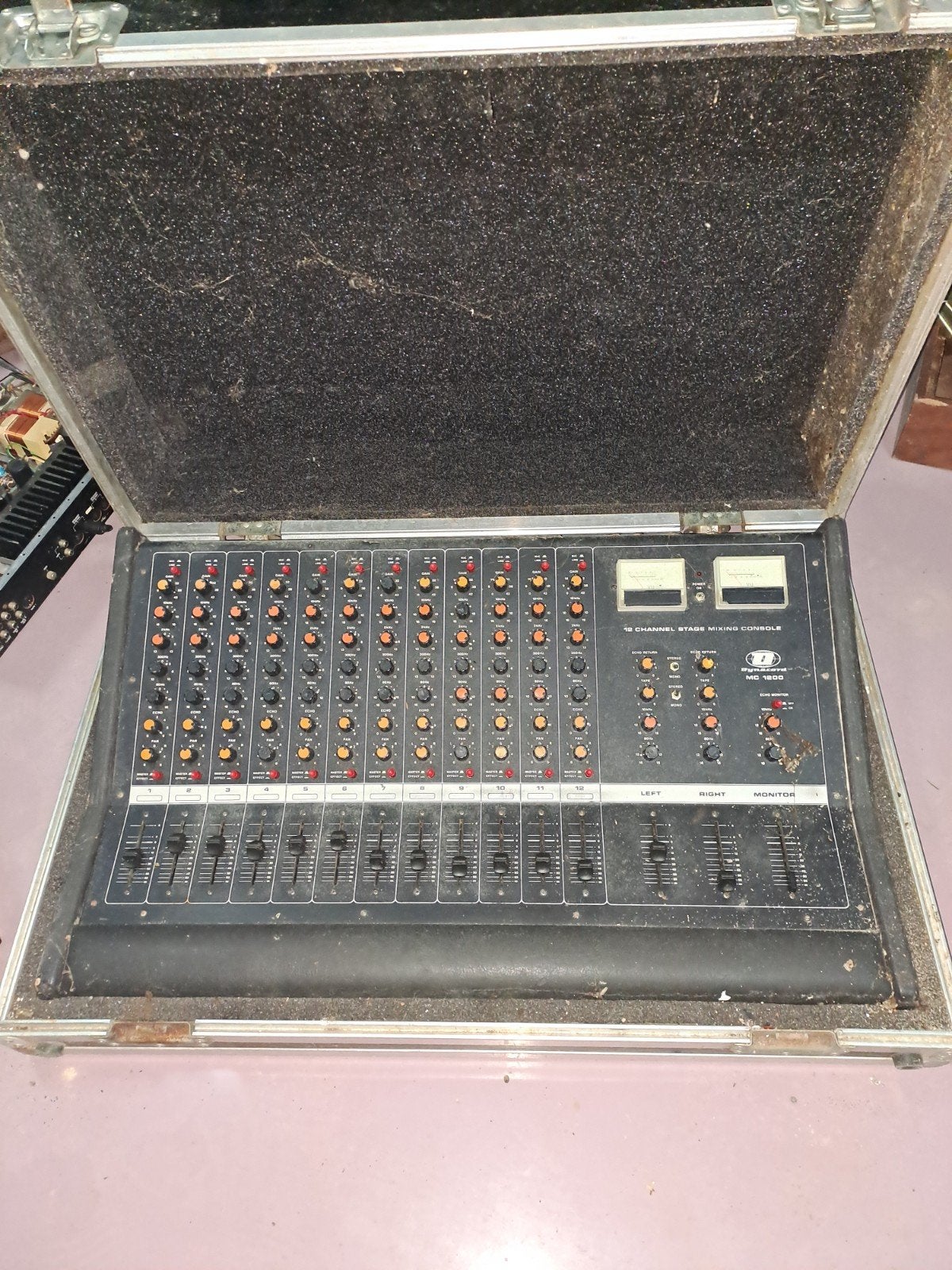 Dynacord mc-1600 te ruilen, Ophalen
