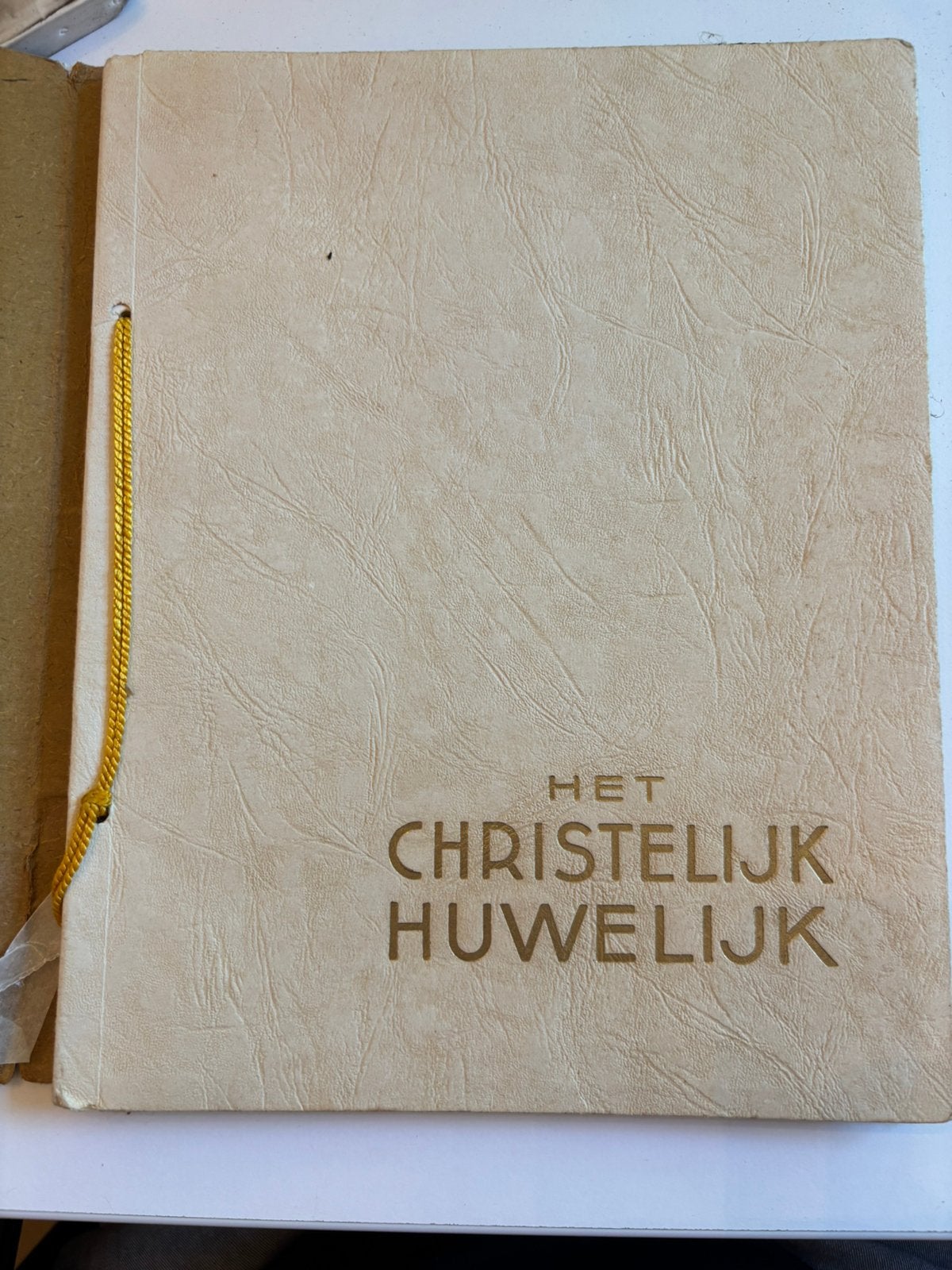 Het christelijke huwelijk  +  brief Van Roey, Ophalen of Verzenden