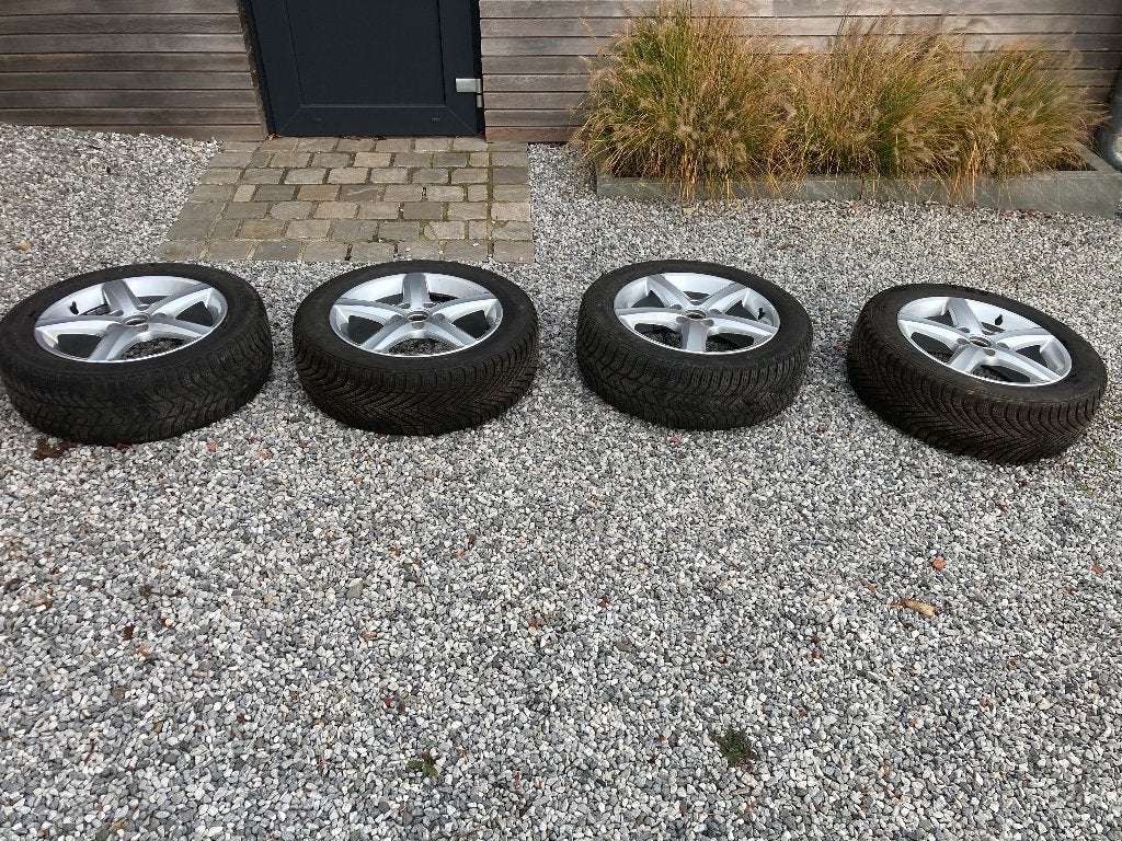 Jantes et pneus hiver pour VW Golf 7, Autos : Pièces & Accessoires, Pneus et Jantes, Pneus hiver, 16 pouces, Véhicule de tourisme