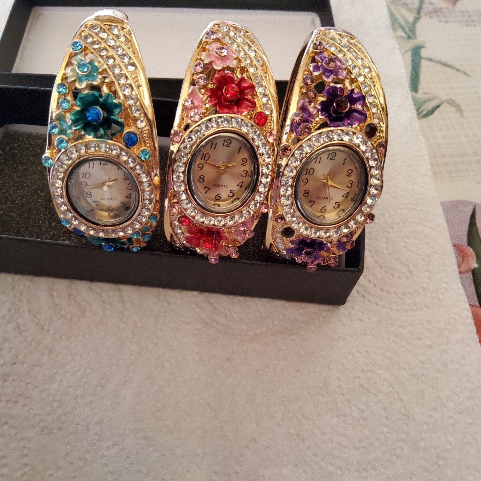 nouvelles montres à quartz à 5€ chacune, Enlèvement