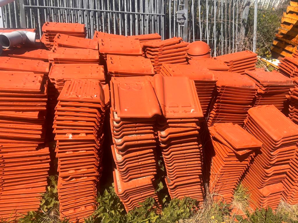 Tuiles lots, Bricolage & Construction, Tuiles & Revêtements de toit, Enlèvement, Comme neuf, Tuiles