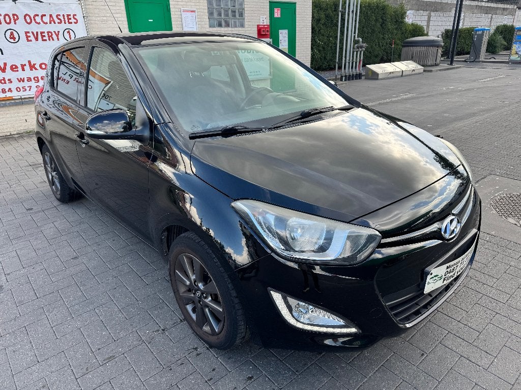 HYUNDAI, Autos, Euro 5, Achat, 4 portes, Boîte manuelle