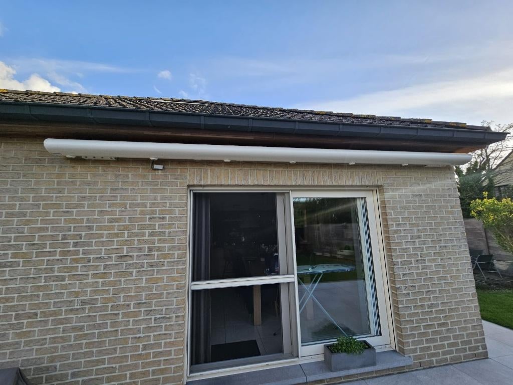 Zonneluifel terras (Winsol), À bras articulé, 300 cm ou plus, Enlèvement, Utilisé