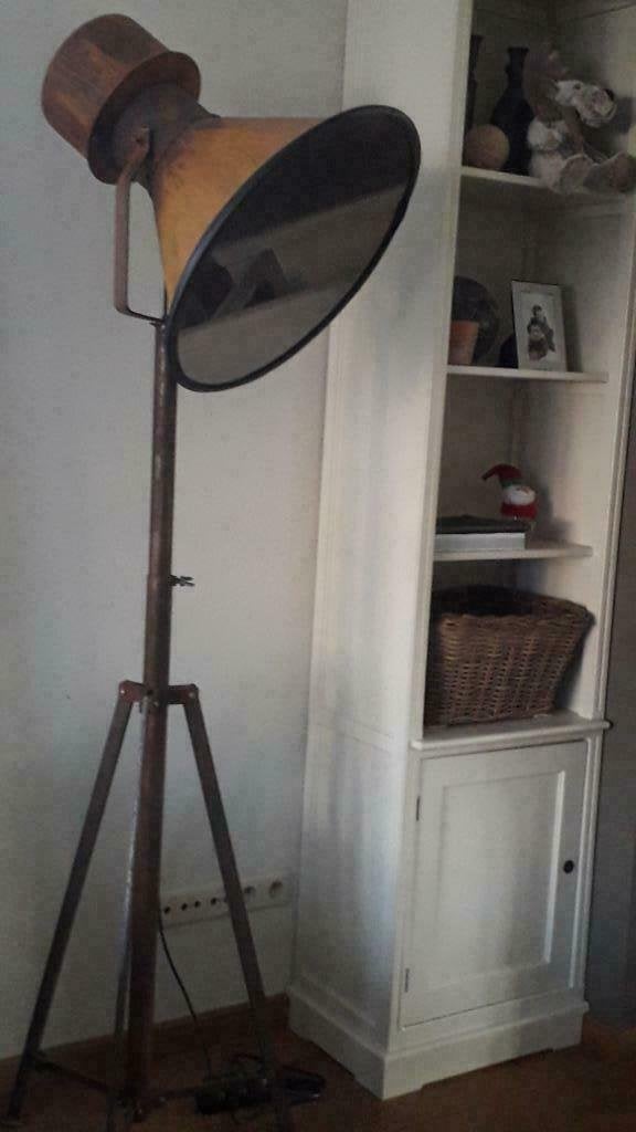 lampadaire industriel unique, Industrieel landelijke Hoffz unieke  ijzeren vintage robuuste, Comme neuf, Enlèvement, 200 cm ou plus