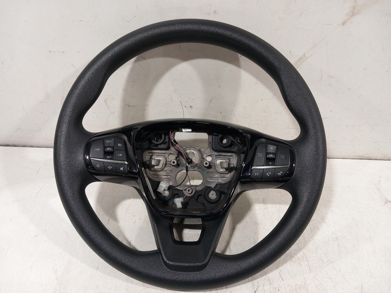 Stuur Ford Fiesta, Onderdelen@venauto.nl, Van der Ven Autorecycling B.V., Gebruikt, Ettenseweg 76, 4706 PB Roosendaal, The Netherlands
