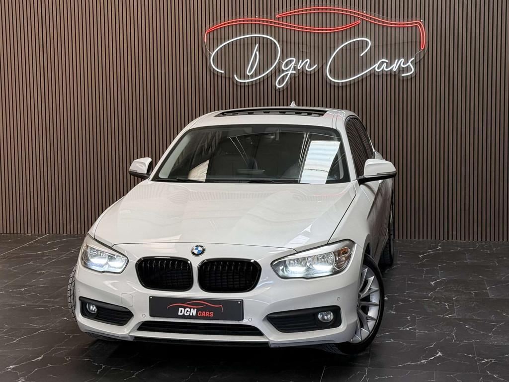 BMW 1 Serie 116 TOIT + VOLANT M (bj 2017), Auto's, 1 Reeks, Gebruikt, 116 pk, Wit