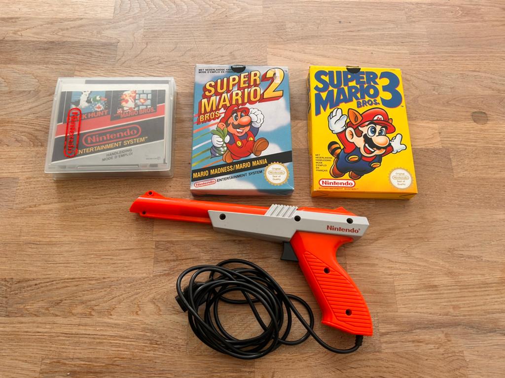 Nintendo NES - trilogie bundel CIB + zapper, Consoles de jeu & Jeux vidéo, Jeux | Nintendo NES, Enlèvement ou Envoi, Comme neuf