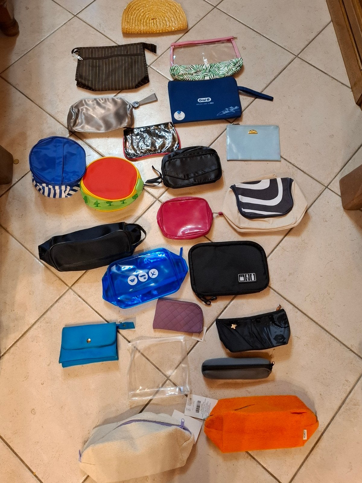 lotje toilettasjes, Handtassen en Accessoires, Ophalen