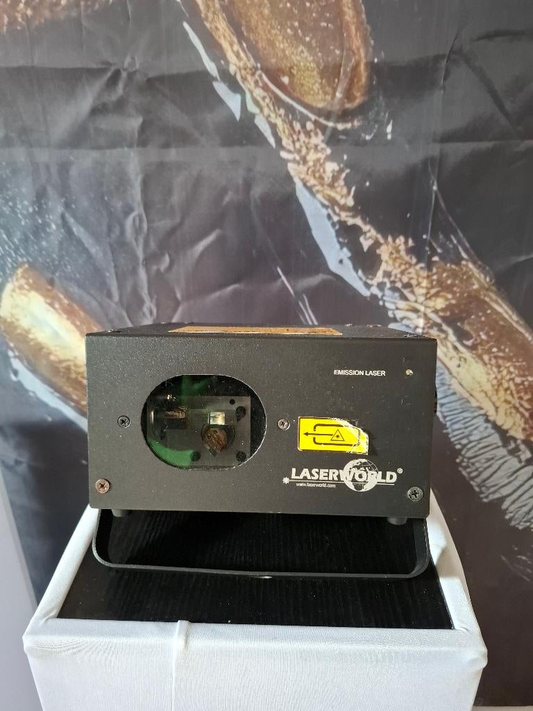 Laserworld EL-230RGB MKII -2 STUKS - 15 0EURO, Enlèvement, Utilisé, Laser