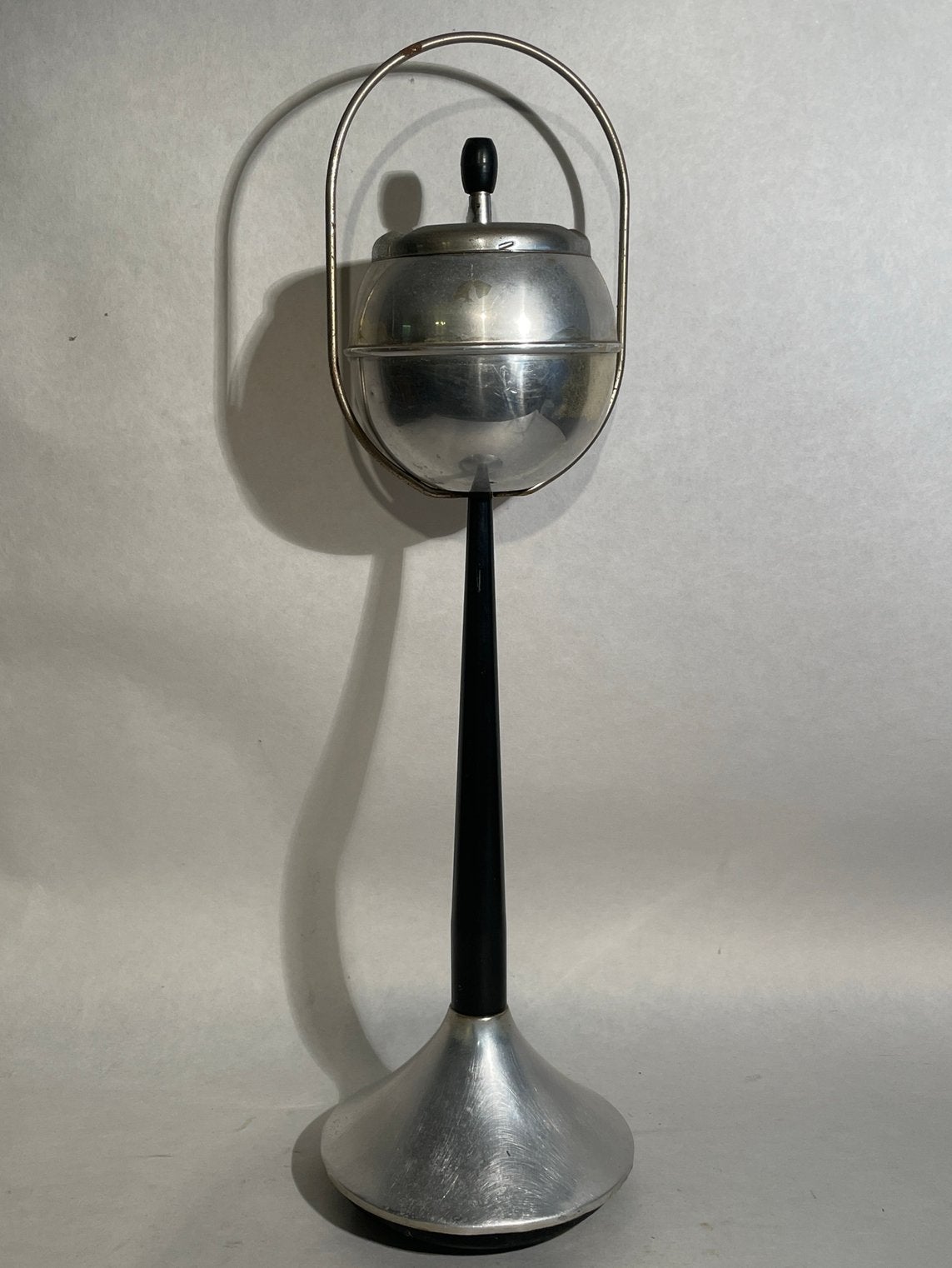 Vintage staande asbak (jaren 60), Antiek en Kunst, Ophalen, Zilver, Metaal, 60 cm