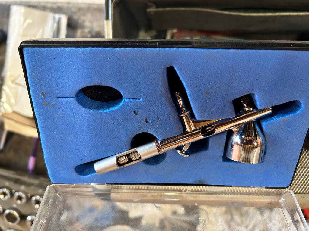 Airbrush compressor en toebehoren, Hobby & Loisirs créatifs, Modélisme | Autre, Utilisé, Enlèvement