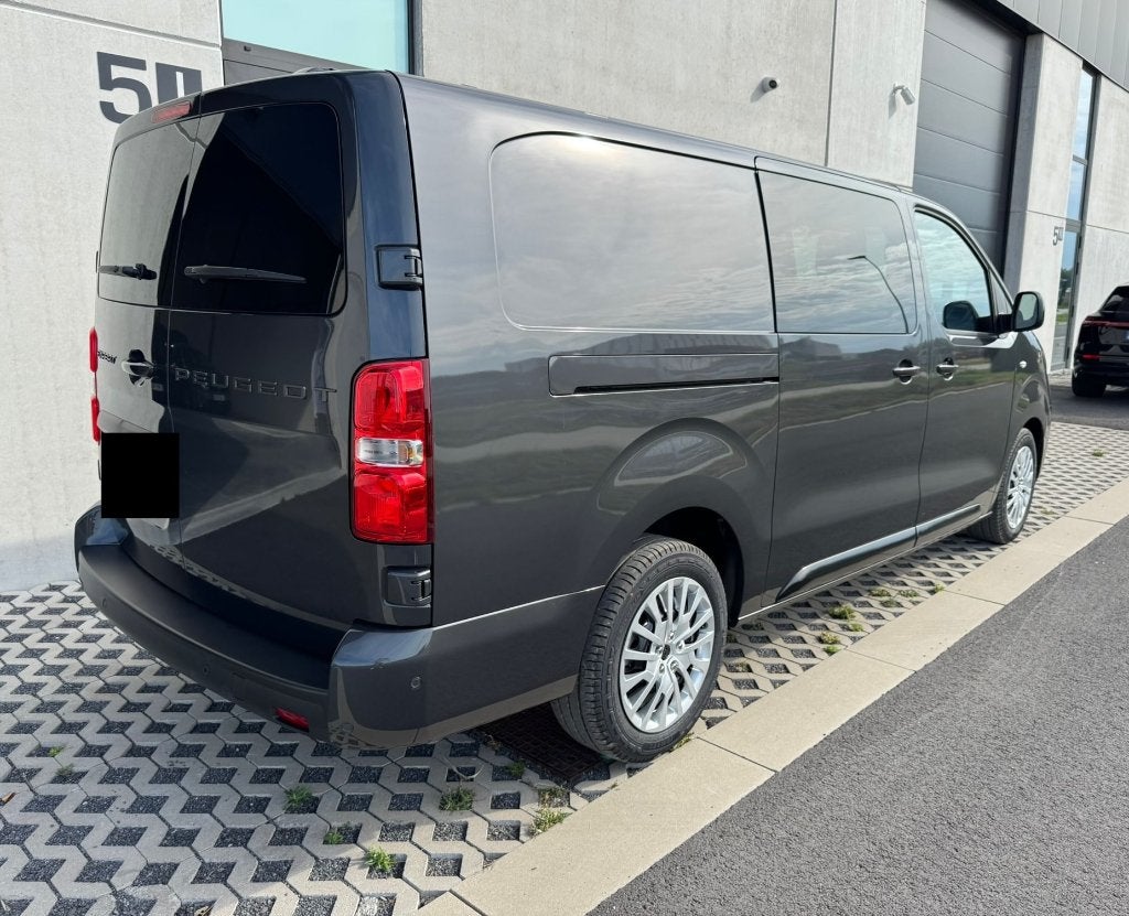 Peugeot Expert dubbel cabine 180 Pk Automaat, Auto's, 1998 cc, Stof, 4 cilinders, Zwart