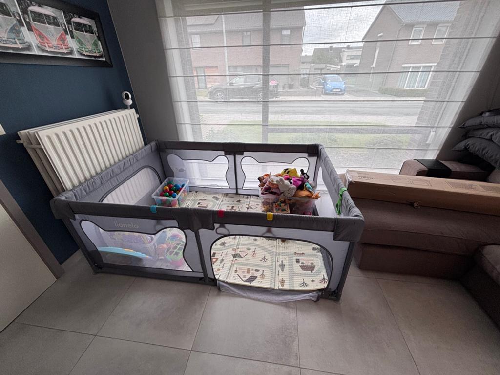 Grondbox Lionelo Willow, Kinderen en Baby's, Babyparken, Zo goed als nieuw, Rechthoekig, Ophalen
