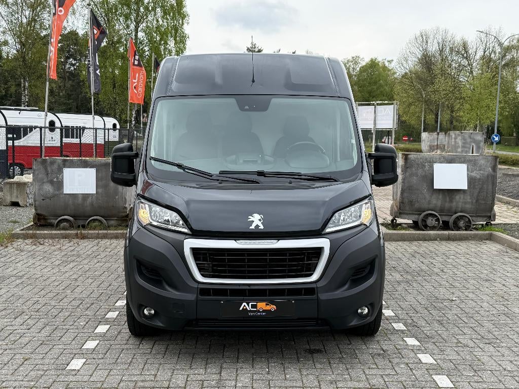 ✅Peugeot Boxer 2.2HDI/Airco/Garantie/Navi/Camera/Lane/2021, Auto's, Voorwielaandrijving, Stof, 4 cilinders, Zwart