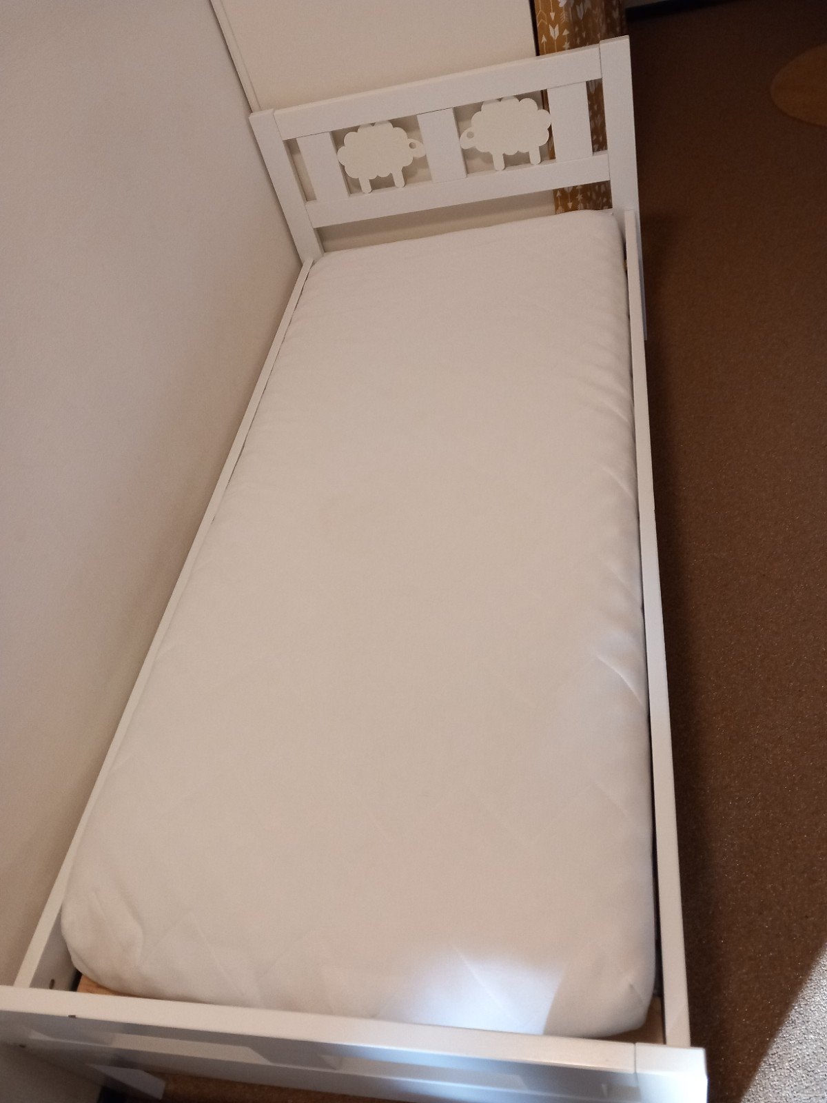 Peuterbed ikea schaap, Huis en Inrichting, Ophalen, Gebruikt, Wit