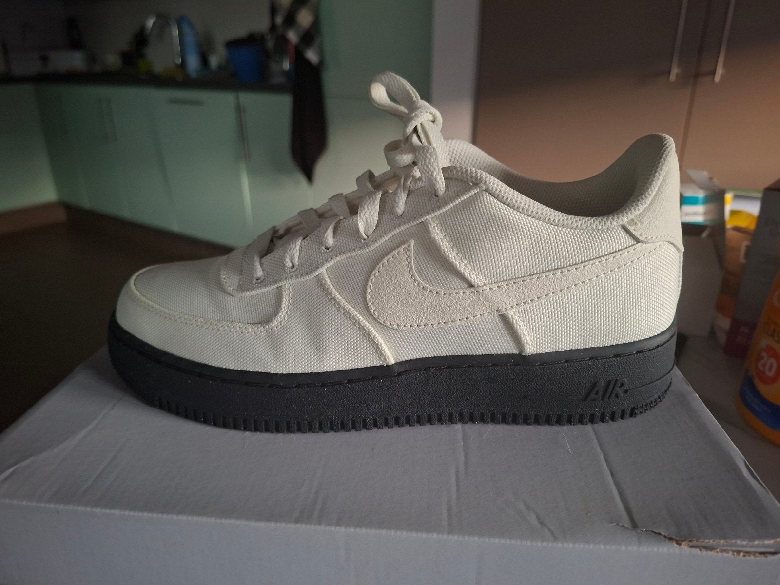 Nike Air force one, eco, Sport en Fitness, Loopsport en Atletiek, Ophalen, Nike, Overige typen, Nieuw