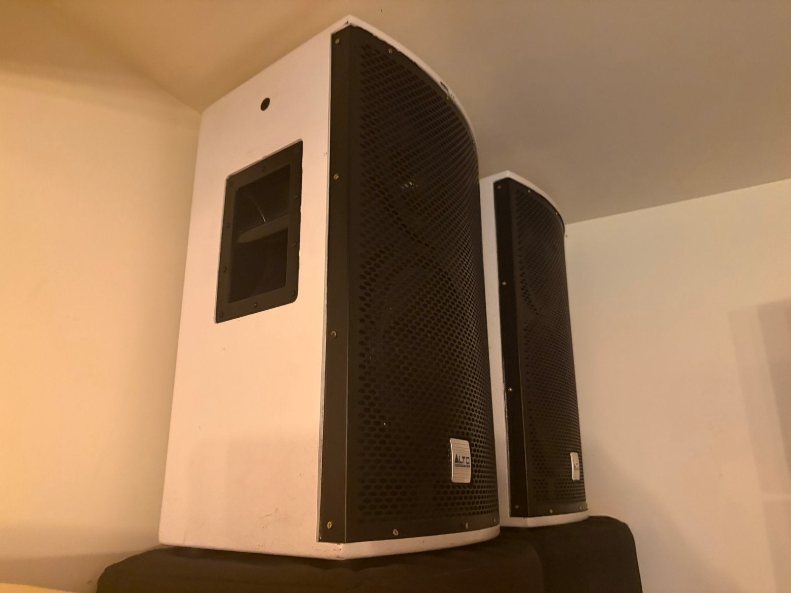 2 X ALTO 18sound 12MB600 en B&C driver 700W rms/stuk, Ophalen, Nieuw
