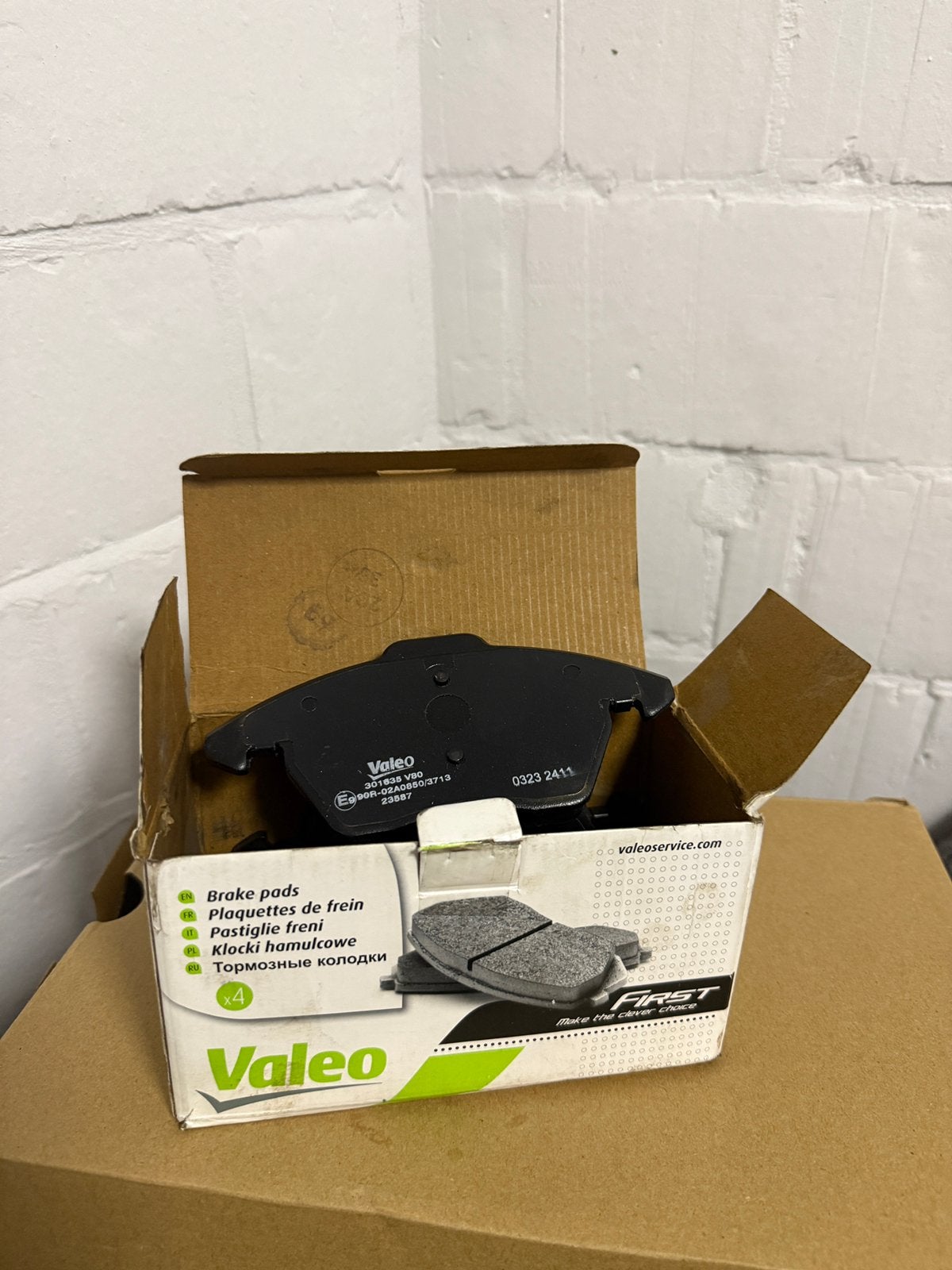 Plaquettes de frein Valeo 301635 avec capteur, Autos : Pièces & Accessoires, Enlèvement, Audi