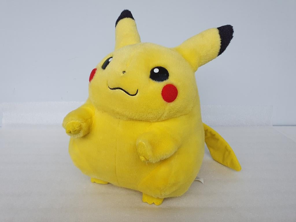 Pokémon: knuffel Pikachu Jumbo Plush ca. 40 cm (Tomy, 1999), Pokémon, Ophalen of Verzenden, Gebruikt