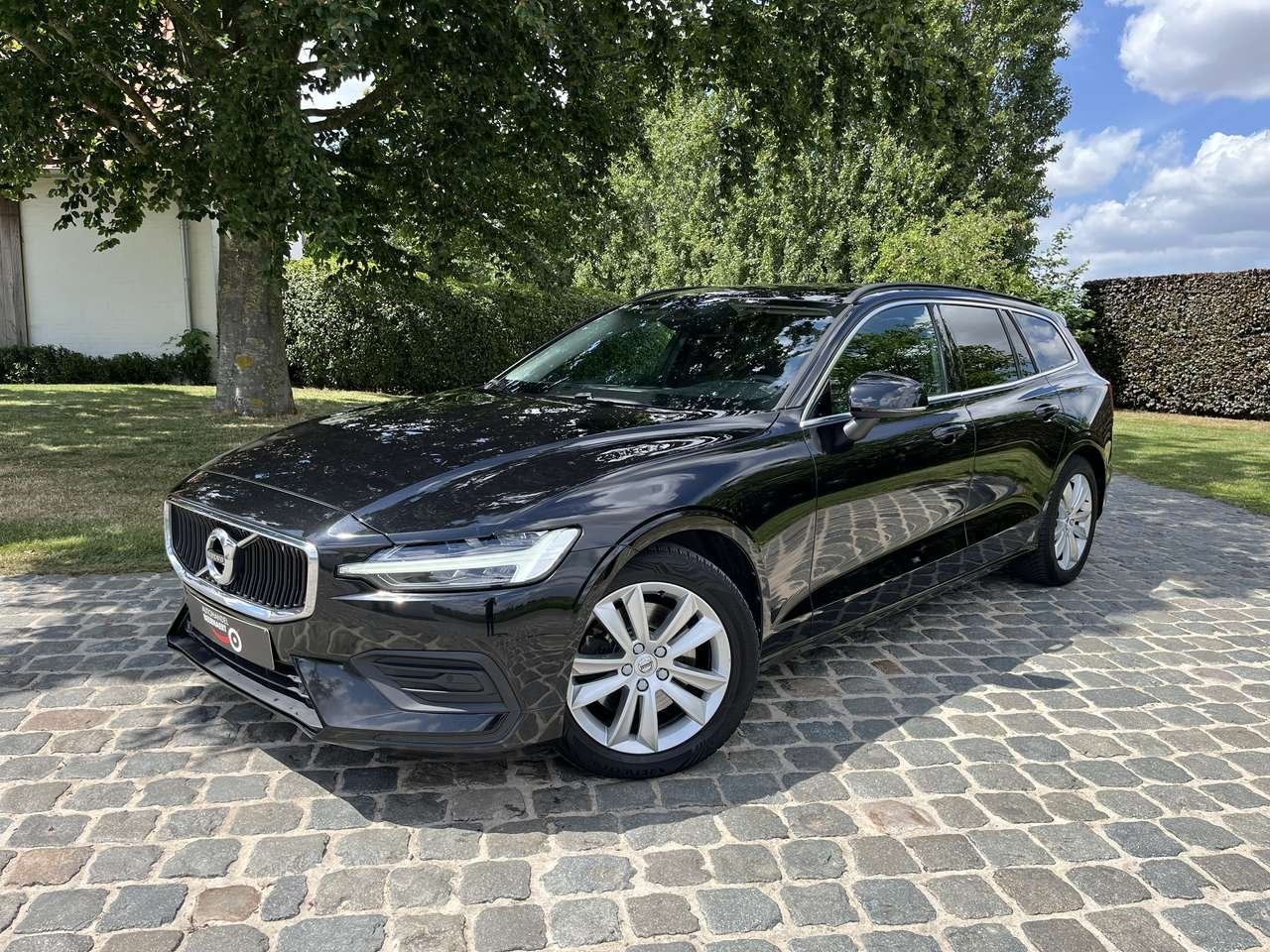Volvo V60 2.0 B3 MHEV/1eignr/Camera/Carplay/Cruise/Clima..., Zwart, 4 cilinders, 1969 cc, 0 kg