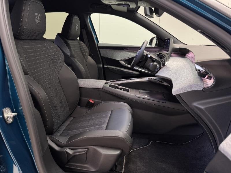 Peugeot 3008 1.2 GT MHEV 145 e-DCS6 *DIRECTIEWAGEN!* ***SLEC, 100 kW, Achat, Euro 6, 5 portes