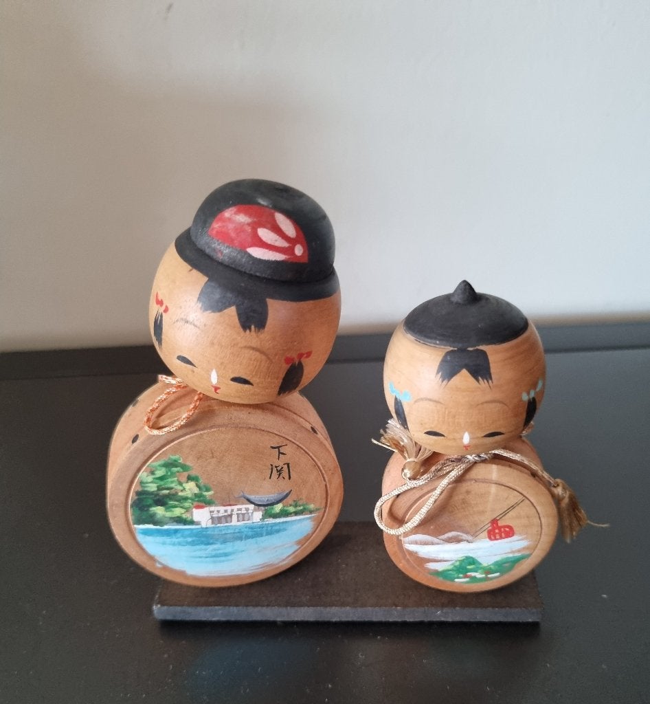 Leuk moeder en zoon Bobblehead kokeshi paartje, Verzenden