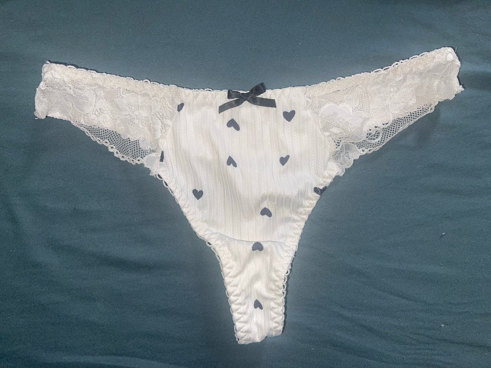 Hartjes string met strikje, Vêtements | Femmes, Sous-vêtements & Lingerie, Enlèvement ou Envoi, Blanc, String