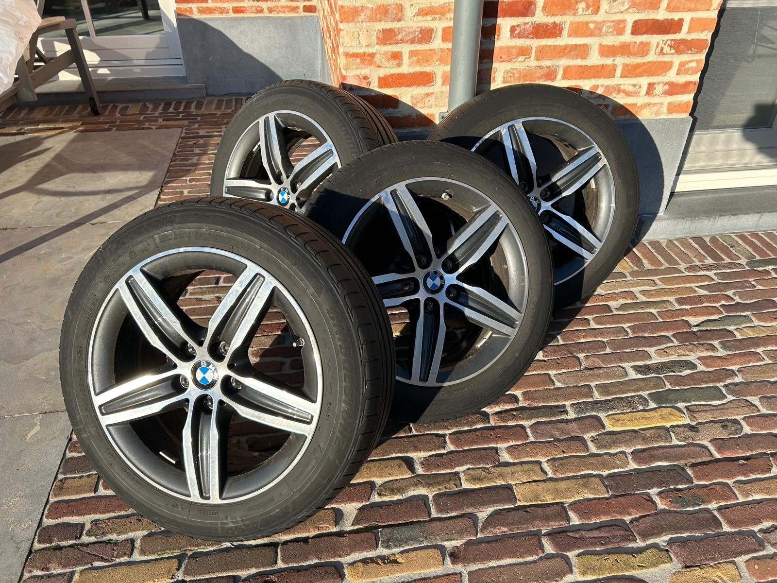 BMW velgen set met bridgestone turanza banden 205/55/R17 91W, Pneus et Jantes, Véhicule de tourisme, Pneus été, 205 mm