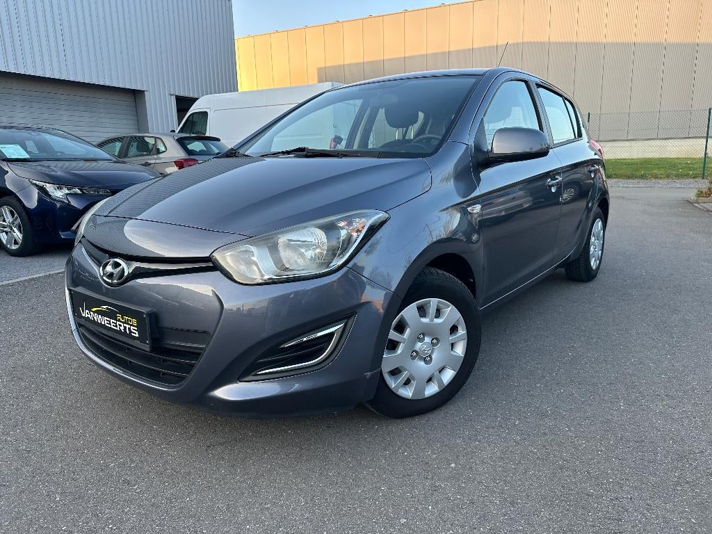 Hyundai i20, 1.2 benzine, airco, Auto's, Euro 5, Stof, Zilver of Grijs, 1248 cc
