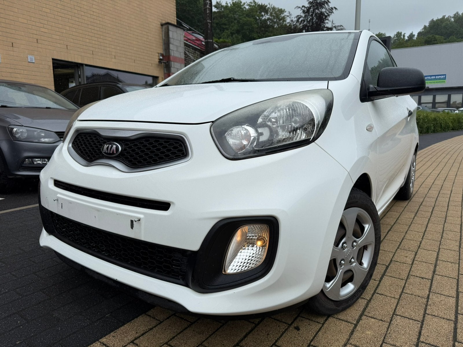 Kia picanto 1.0 essence - 2014 - 106.500km - Clim, Autos, Kia, Particulier, Picanto, Climatisation automatique, Vitres électriques