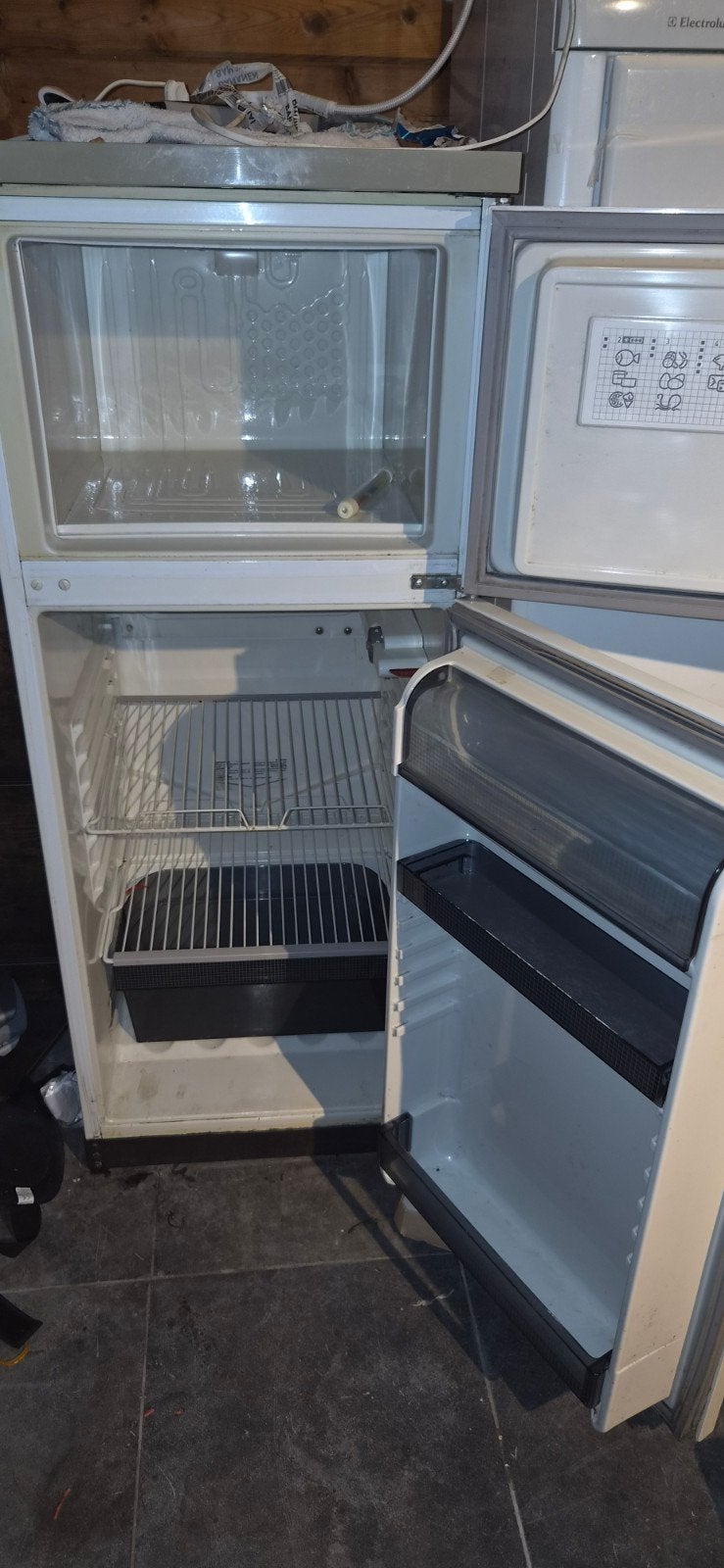 Zanussi koelkast met apart vriesvak, Elektronische apparatuur, Koelkasten en IJskasten, Ophalen, Gebruikt, Met vriesvak, 120 tot 140 cm