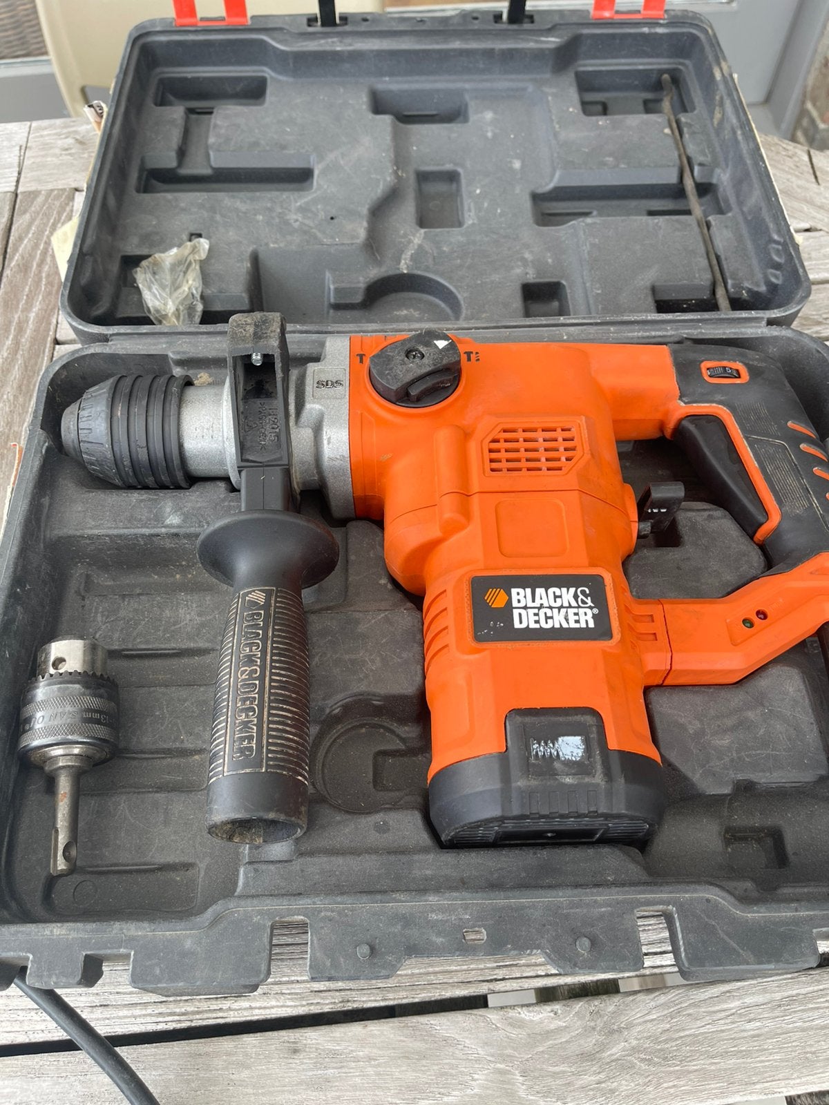 Boorhamer Black & Decker, Doe-het-zelf en Bouw, Gereedschap | Boormachines, Ophalen, Zo goed als nieuw