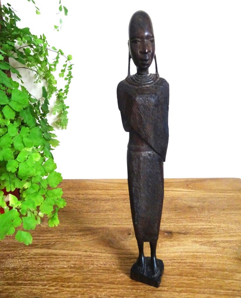 Kenya : élégante statue masaï, sculptée main. Mid Century, Sculpture, Afrique, Enlèvement ou Envoi, Brun