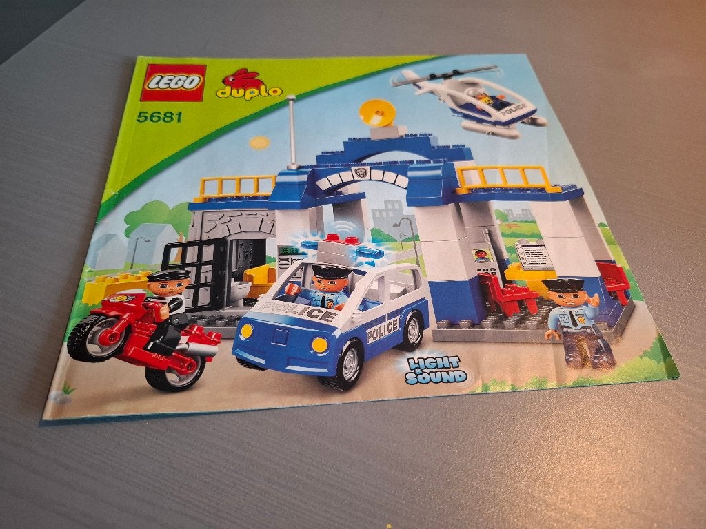 Duplo 5681 – Politiebureau, Kinderen en Baby's, Gebruikt, Overige thema's, Ophalen of Verzenden, Duplo