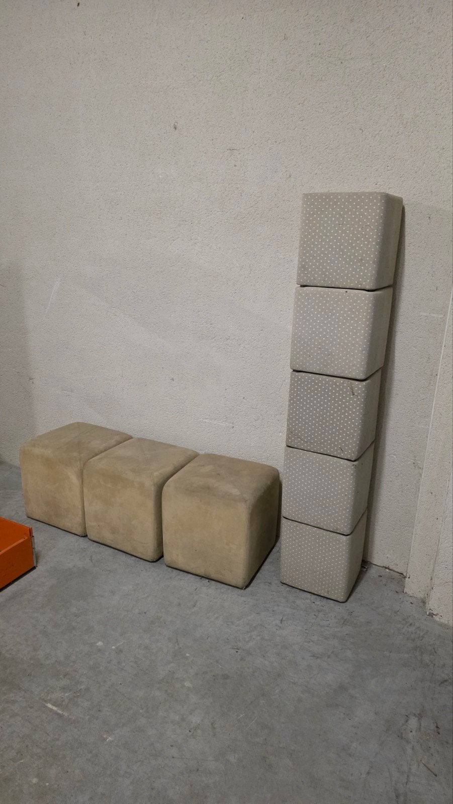 8 x poef (zitbankje), Huis en Inrichting, Ophalen