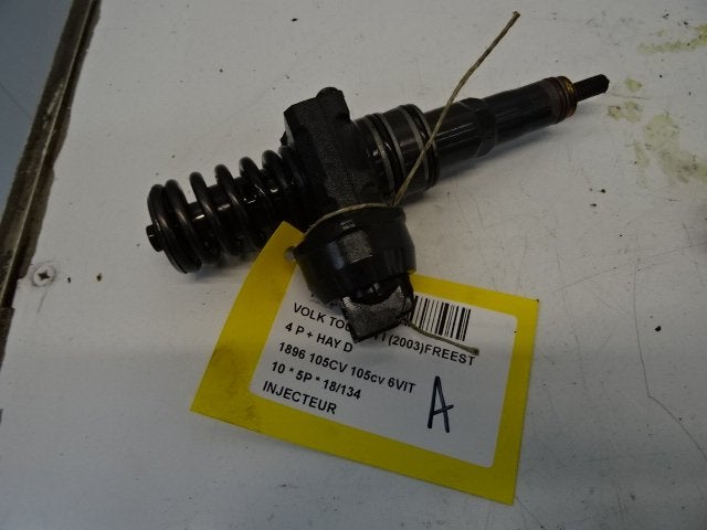 INJECTEUR Volkswagen Touran (1T1 / T2) (038130073AG), Volkswagen, Volkswagen AG, Utilisé, Kundenbetreuung@volkswagen.de