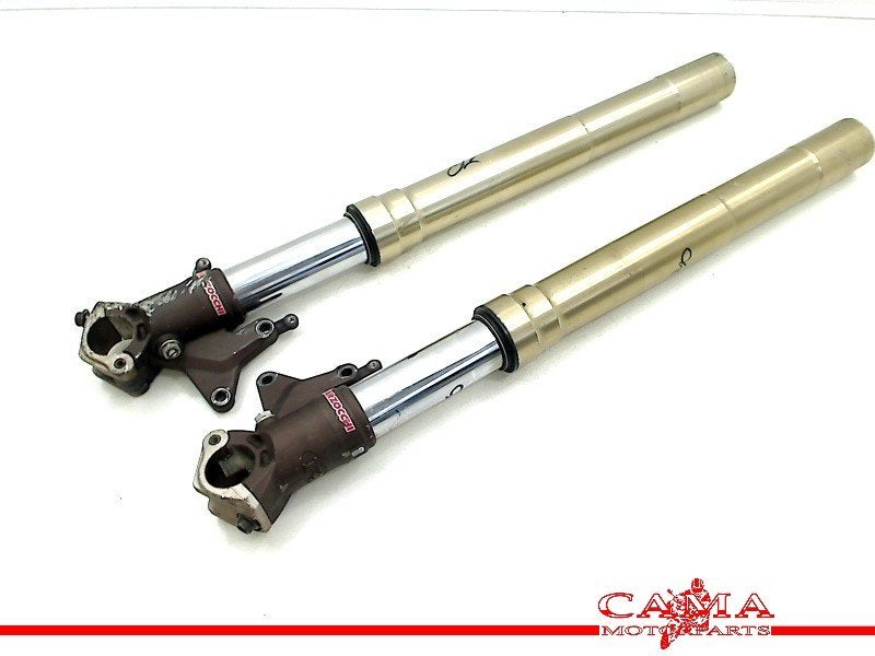 VOORVORK COMPLEET MV Agusta F4 750 (01-1970/-), Motoren, Dhr. S. di Majo, Gebruikt, Info@cama-motorparts.nl, P.J. Troelstraweg 8 8
3144 CX  MAASSLUIS, NL