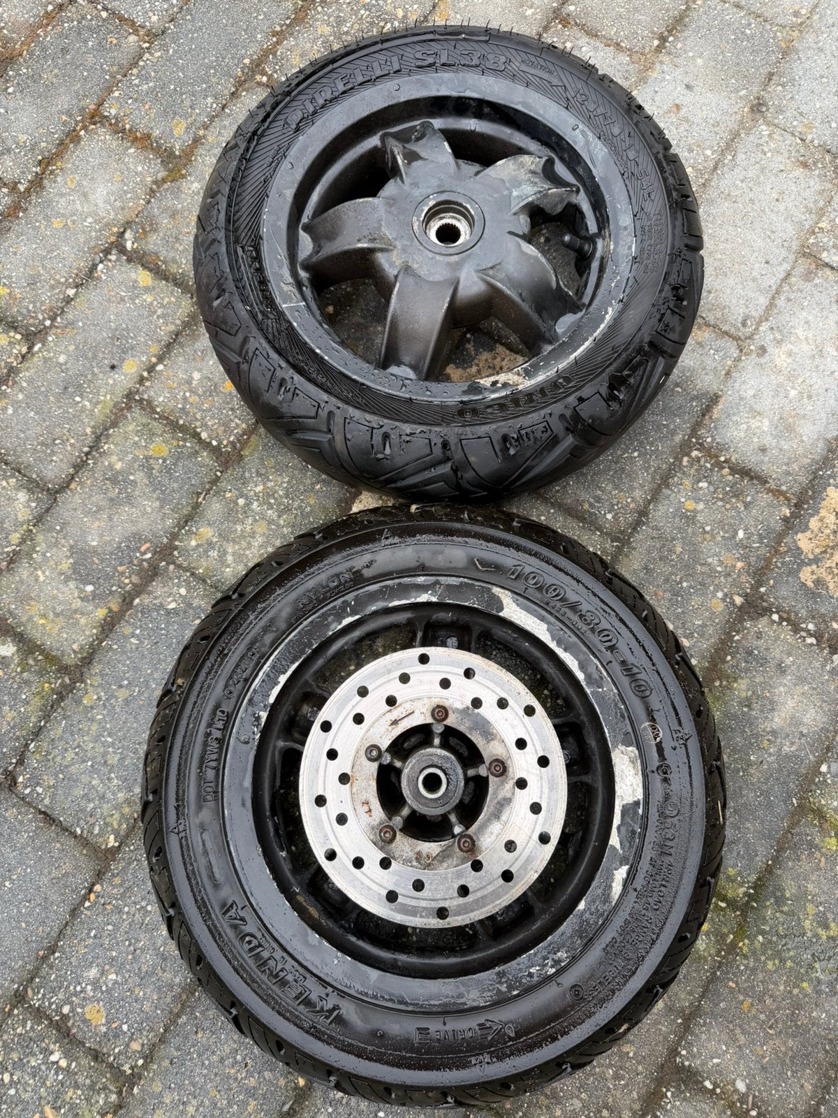 Banden met velg piaggo zip, Ophalen