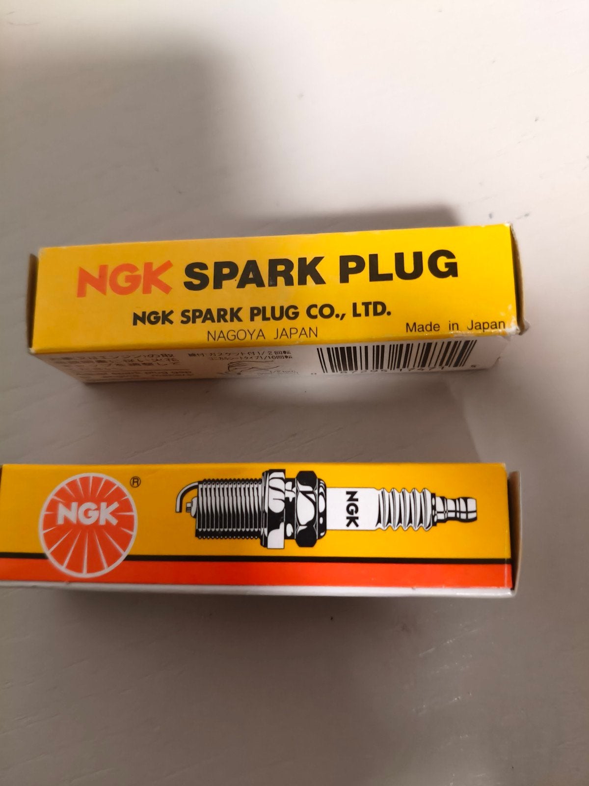 bougie's voor intruder M1800R  2stuks nieuwe, Motos, Particulier