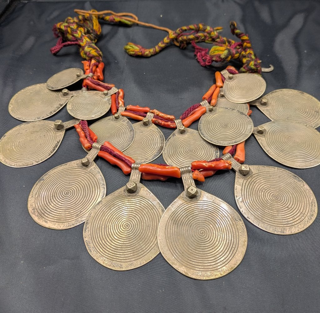 Rare collier berbère ancien Tazelagt – Région du Souss Maroc, Enlèvement, Argent, Collier, Avec pierre précieuse