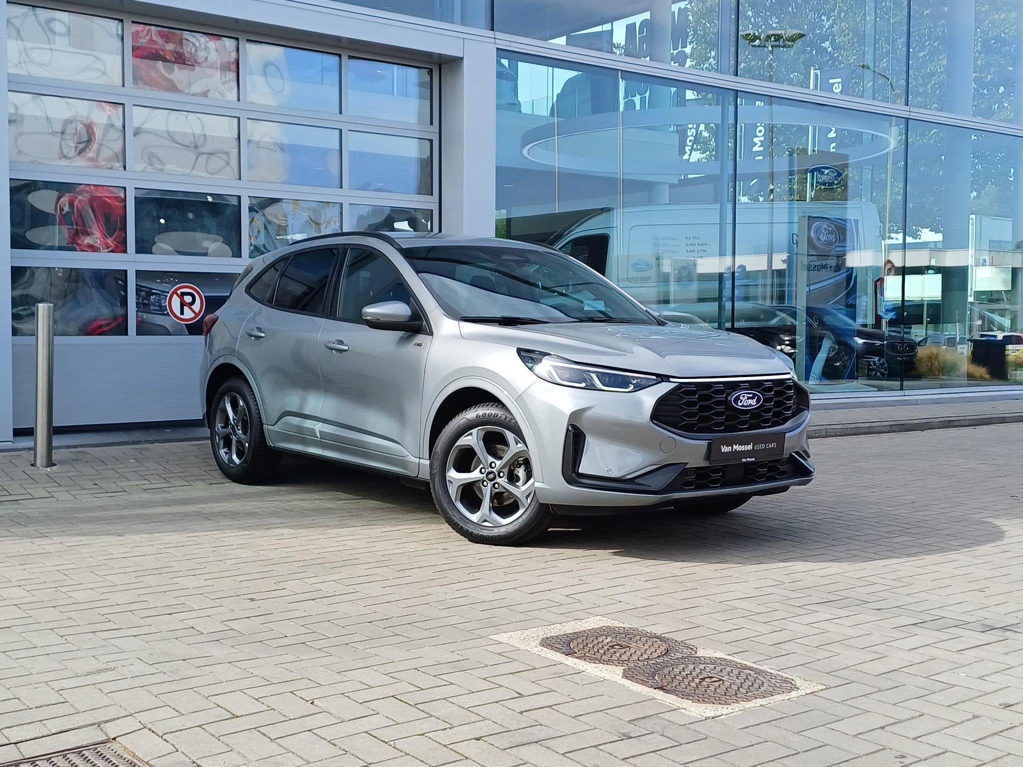 Ford Kuga ST-Line - Winter Pack - Head Up Display, Autos, Ford, Argent ou Gris, https://public.car-pass.be/vhr/9ab327a3-416a-4e8e-b4fc-8380aa34ad4e