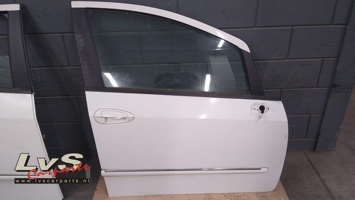 Portière 4portes avant droite d'un Fiat Punto (296), -, 3 mois de garantie, Utilisé, Porte