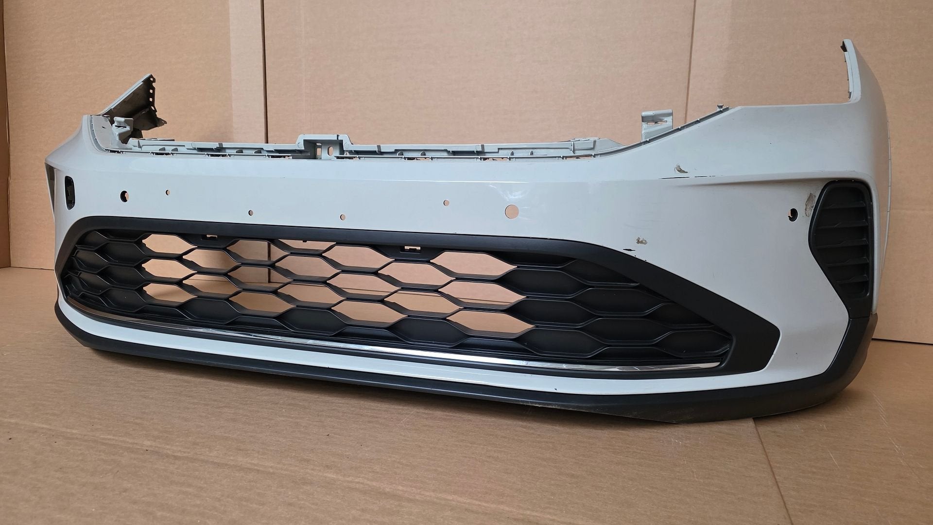 Voorbumper VW Taigo Origineel 2G7807221C PDC L A7A Bumper, Volkswagen, -, Origine de la pièce connue, Utilisé