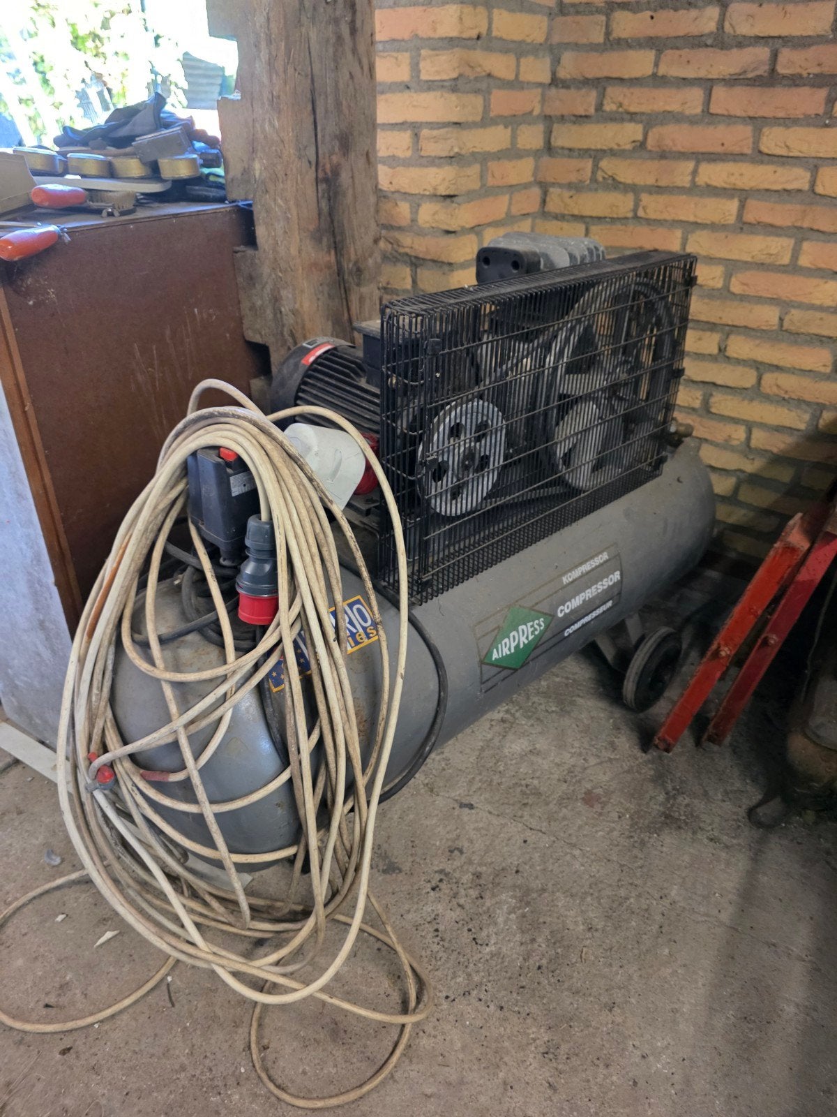 Grote Airpress Euro Series Compressor 200 liter, zie foto's, Ophalen