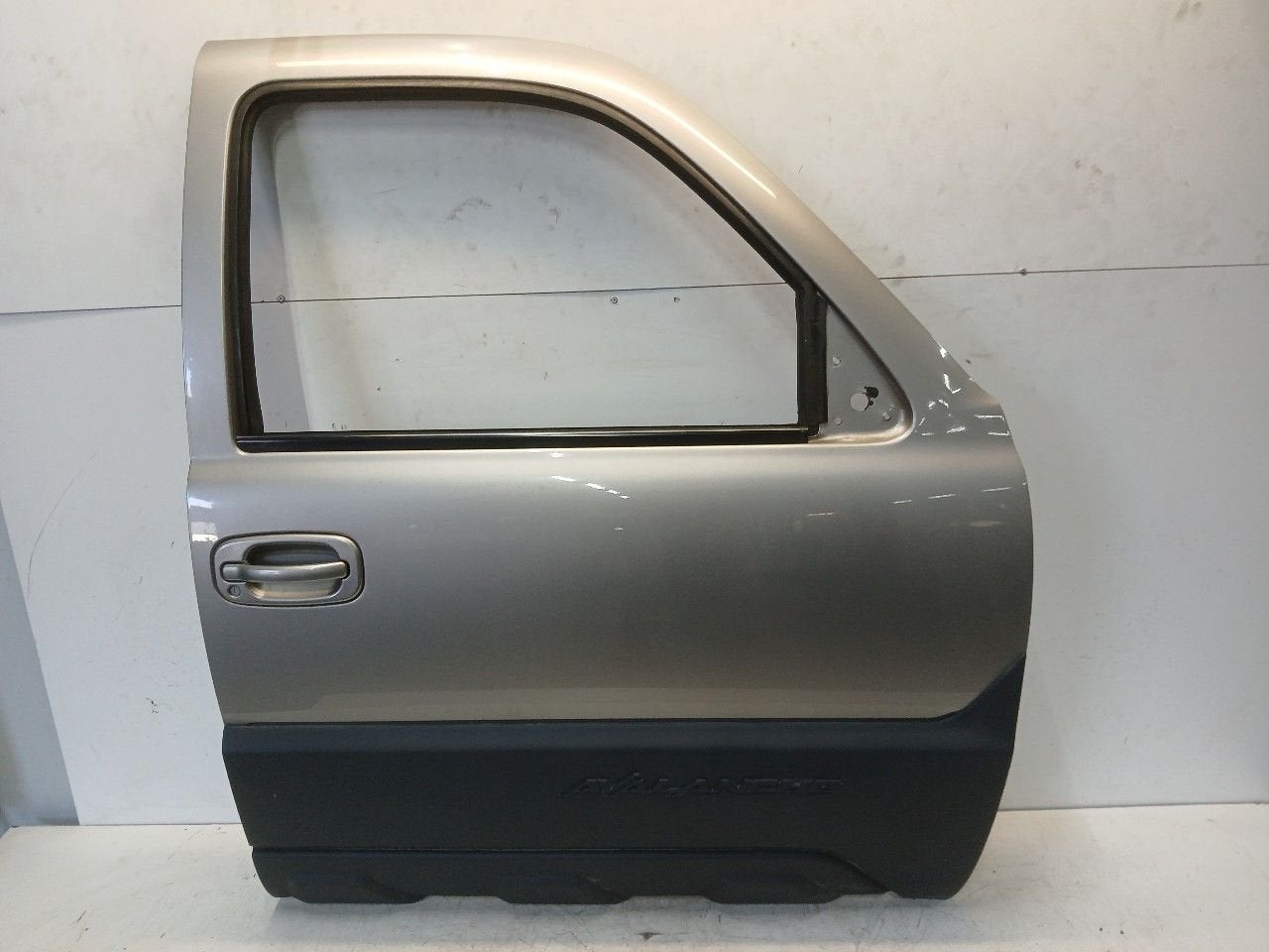 Portier rechts voor Chevrolet Avalanche, Onderdelen@venauto.nl, Van der Ven Autorecycling B.V., Ettenseweg 76, 4706 PB Roosendaal, The Netherlands