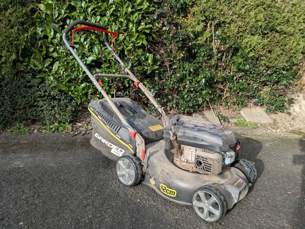 Tondeuse thermique GARDEO PRO, Jardin & Terrasse, Tondeuse rotative, 40 à 49 cm, Enlèvement, Bac de ramassage