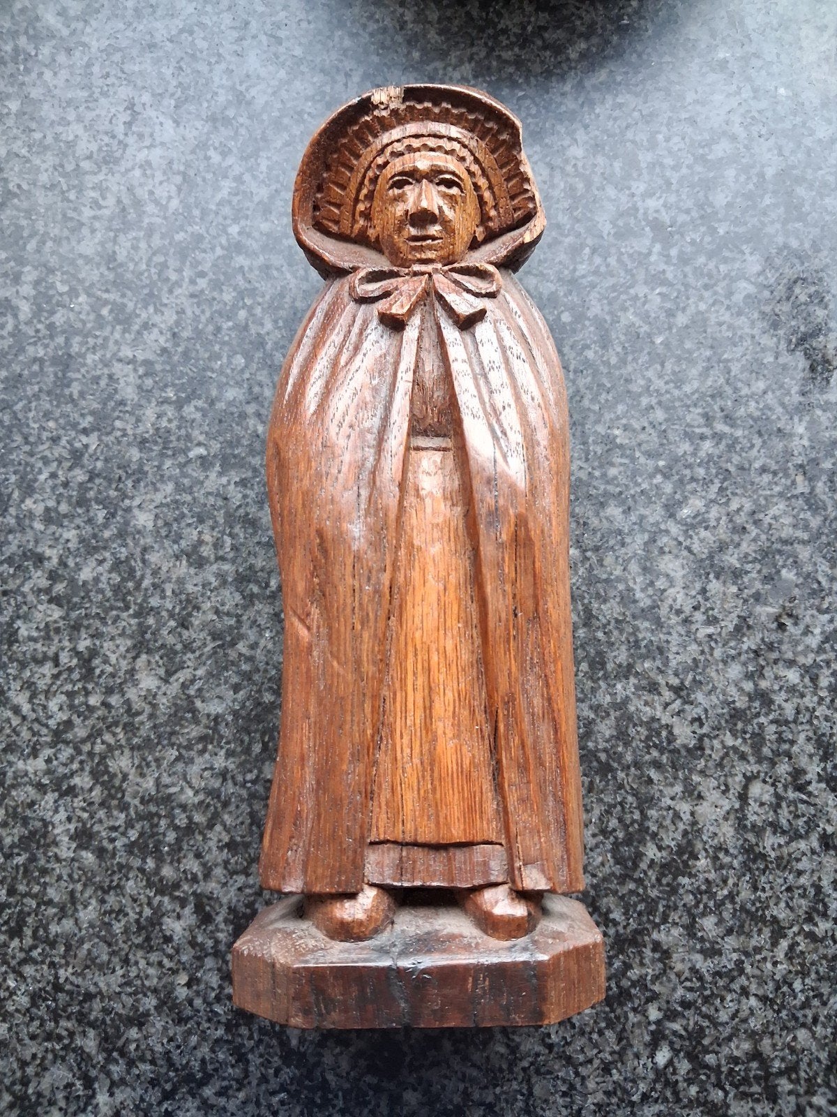 houten brugs kapmantel vrouw, Ophalen of Verzenden, Vrouw